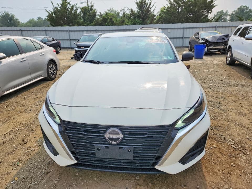 2024 NISSAN ALTIMA S 5
