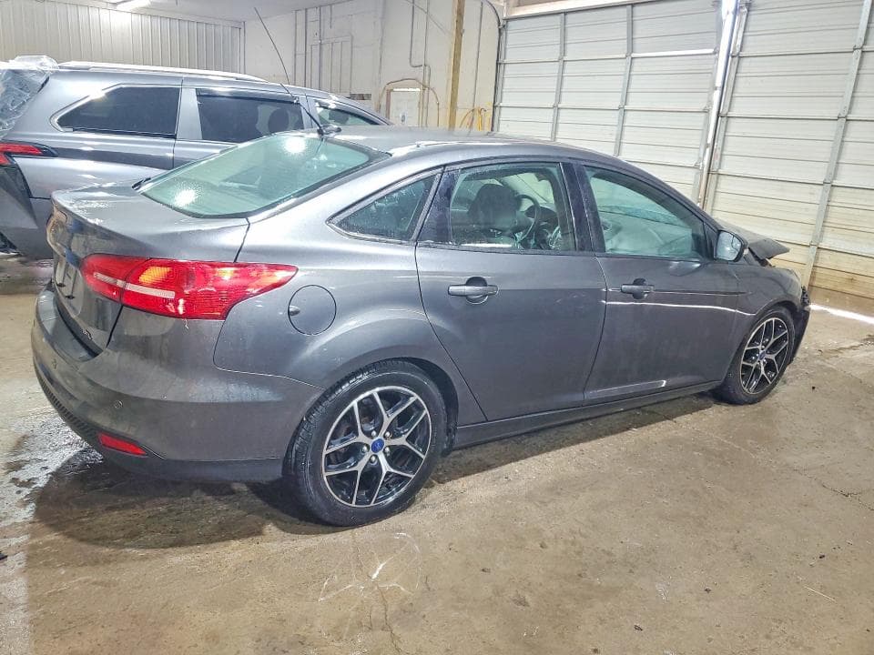 2017 FORD FOCUS SEL 3