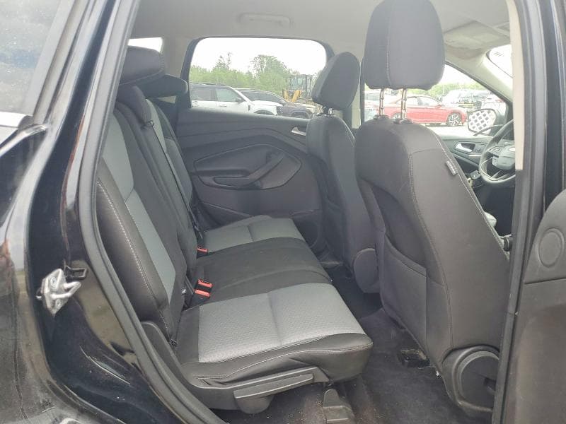 2017 FORD ESCAPE SE 11