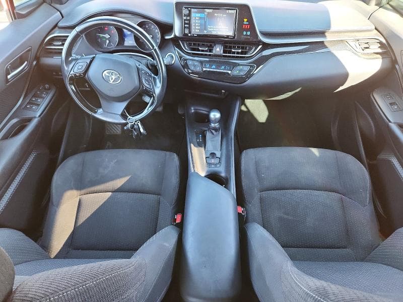 2018 TOYOTA C-HR XLE PREMIUM 8