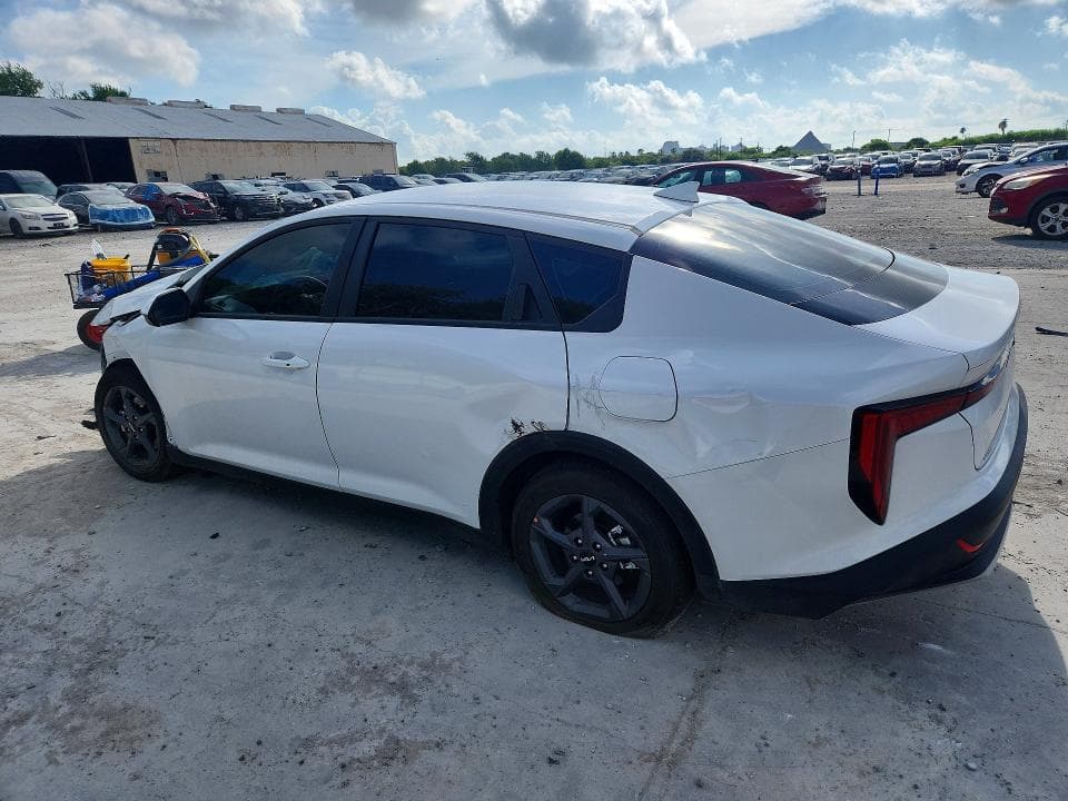 2025 KIA K4 LXS 2