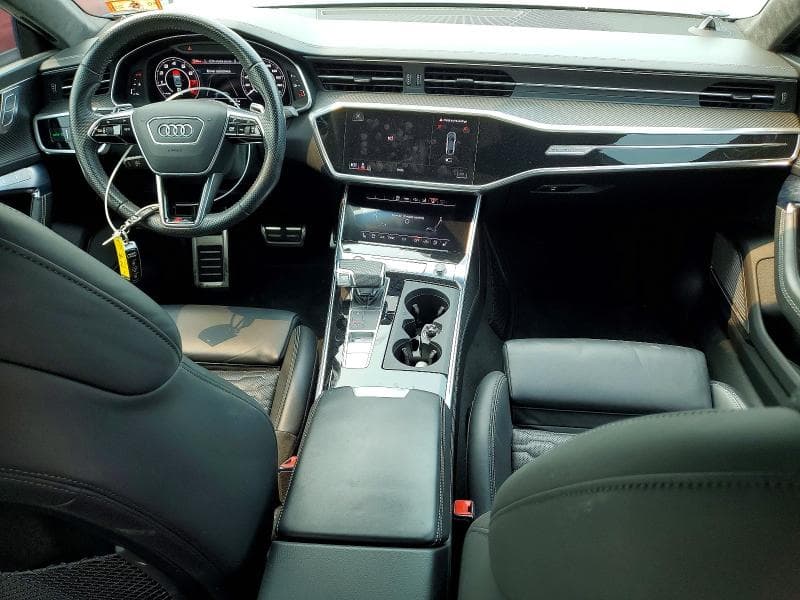 2021 AUDI RS7 8