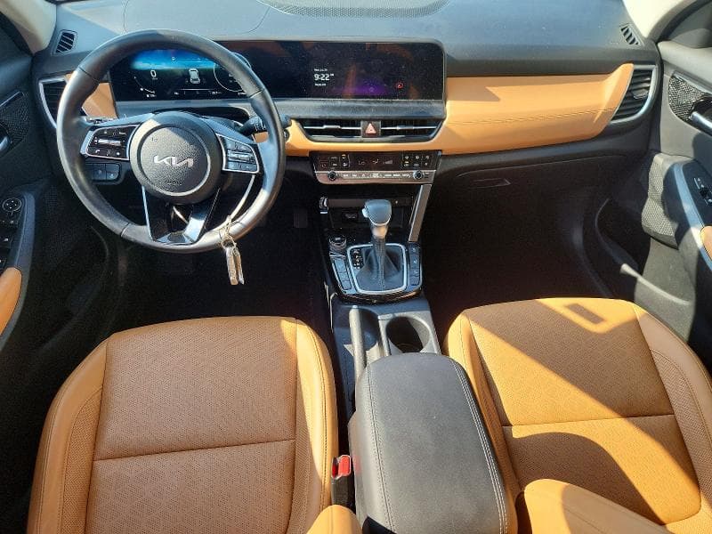 2024 KIA SELTOS EX 8