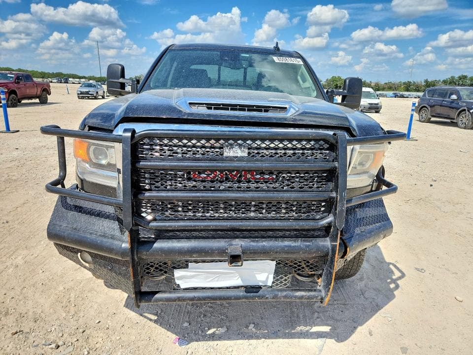 2018 GMC SIERRA K2500 DENALI 5