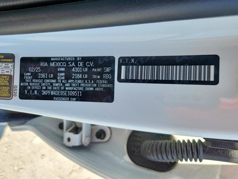 2025 KIA K4 GT LINE 12