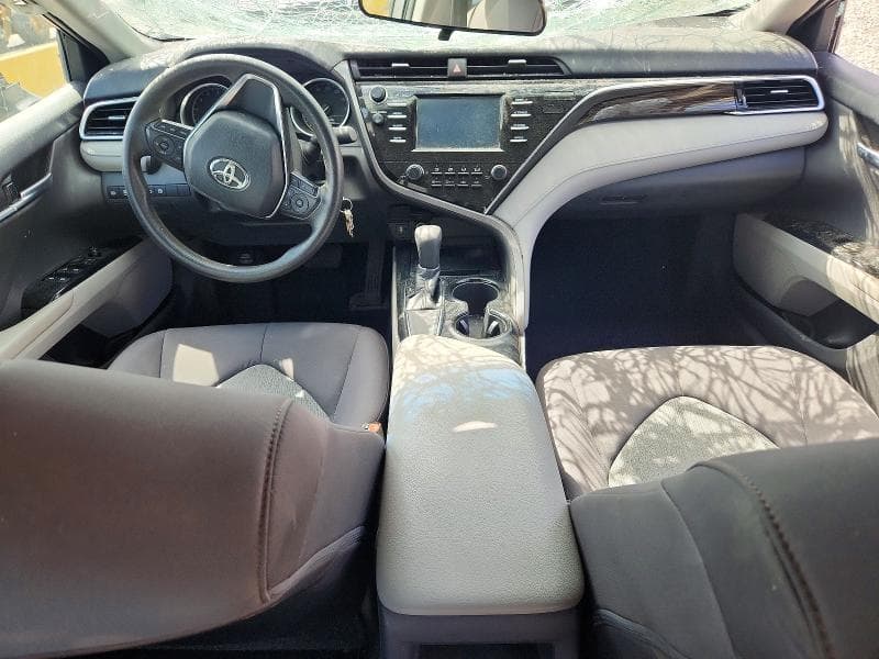 2018 TOYOTA CAMRY LE 8