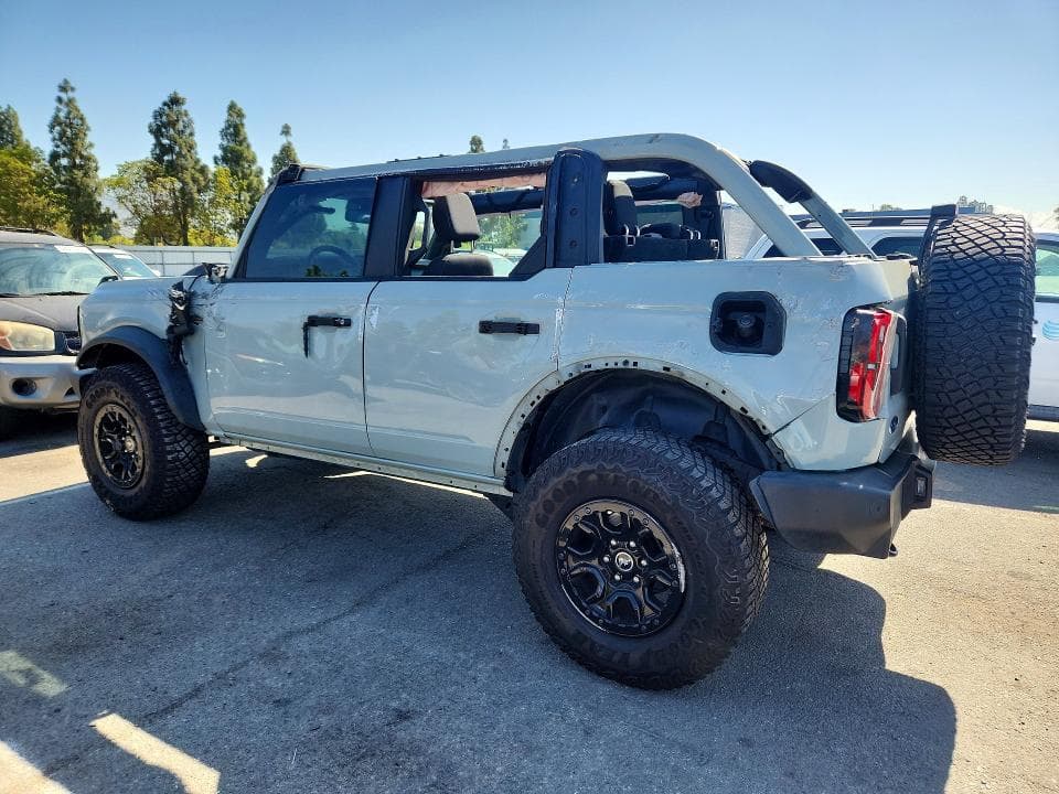 2022 FORD BRONCO BASE 2