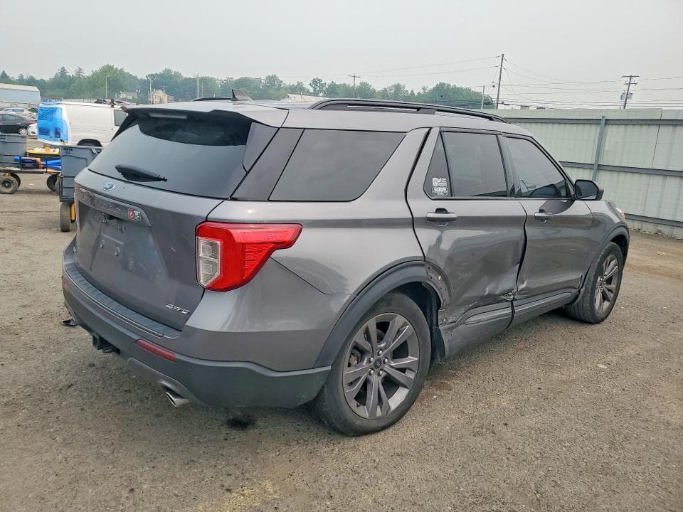 2021 FORD EXPLORER XLT 3