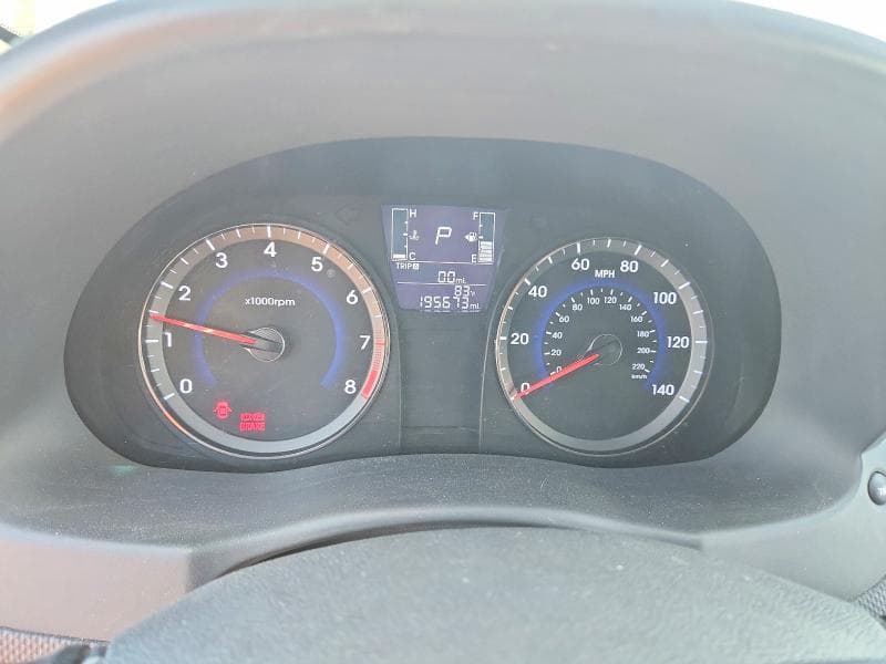 2017 HYUNDAI ACCENT SE 9
