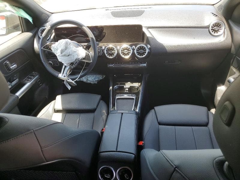 2025 MERCEDES-BENZ GLA 250 8