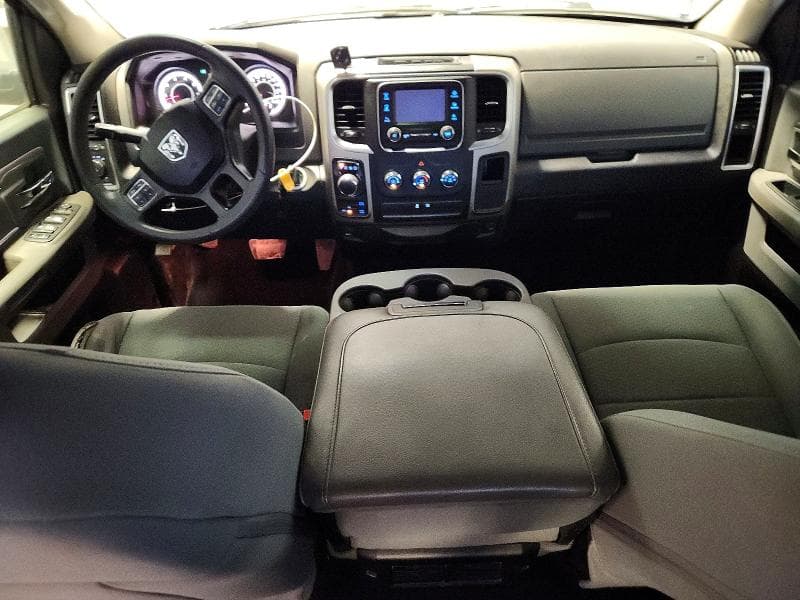 2019 RAM 1500 CLASSIC SLT 8