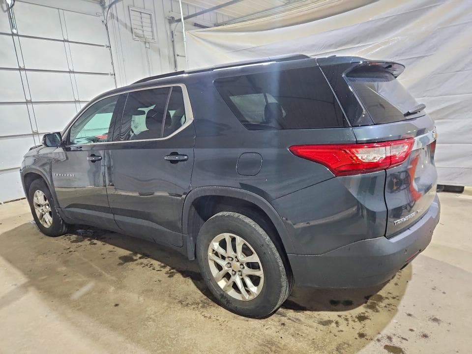 2020 CHEVROLET TRAVERSE LT 2