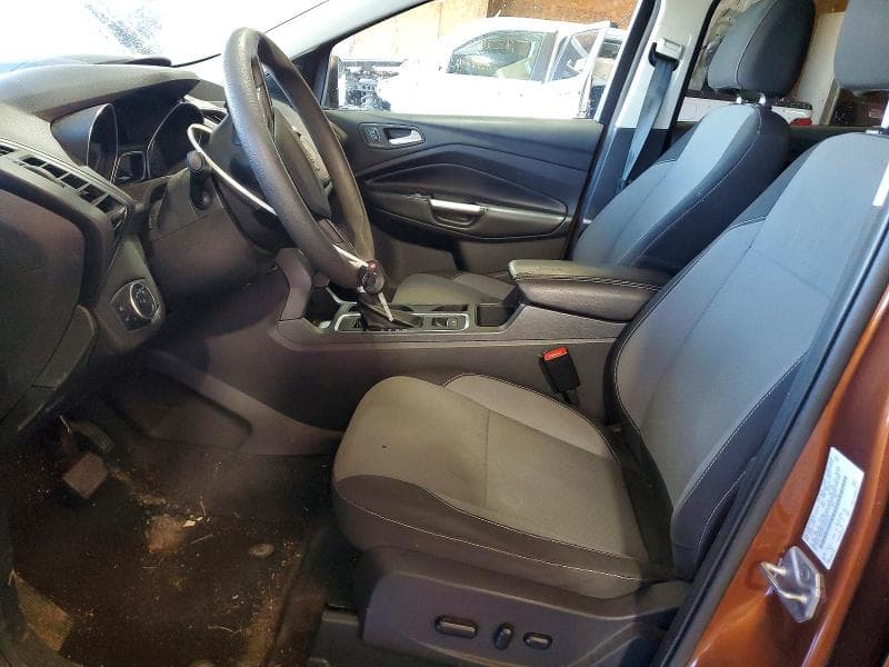 2017 FORD ESCAPE SE 7