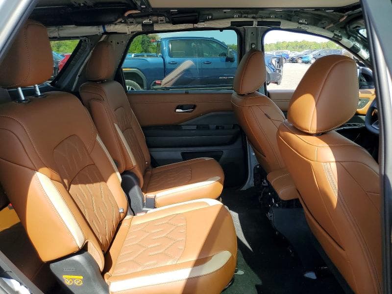 2026 NISSAN PATHFINDER PLATINUM 11