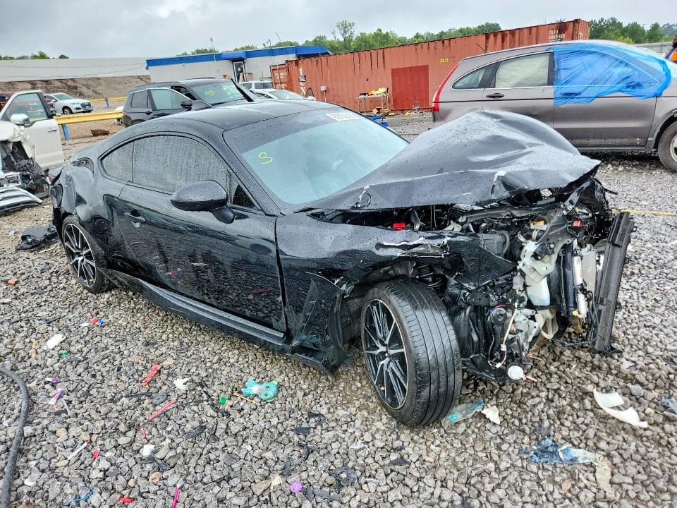 2024 TOYOTA GR86 BASE 4
