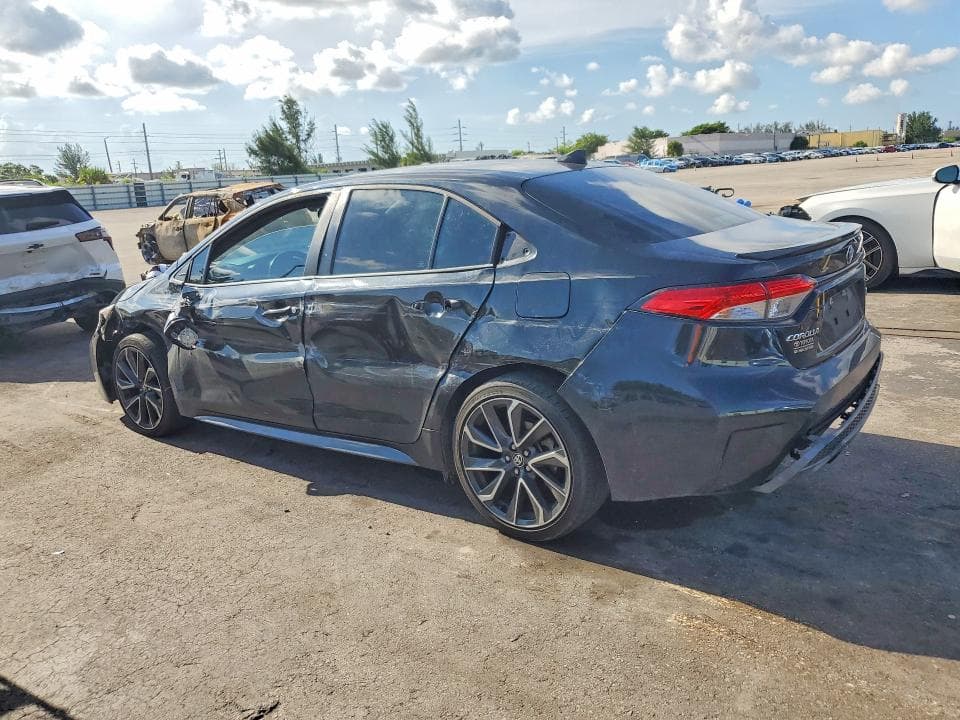 2020 TOYOTA COROLLA SE 2