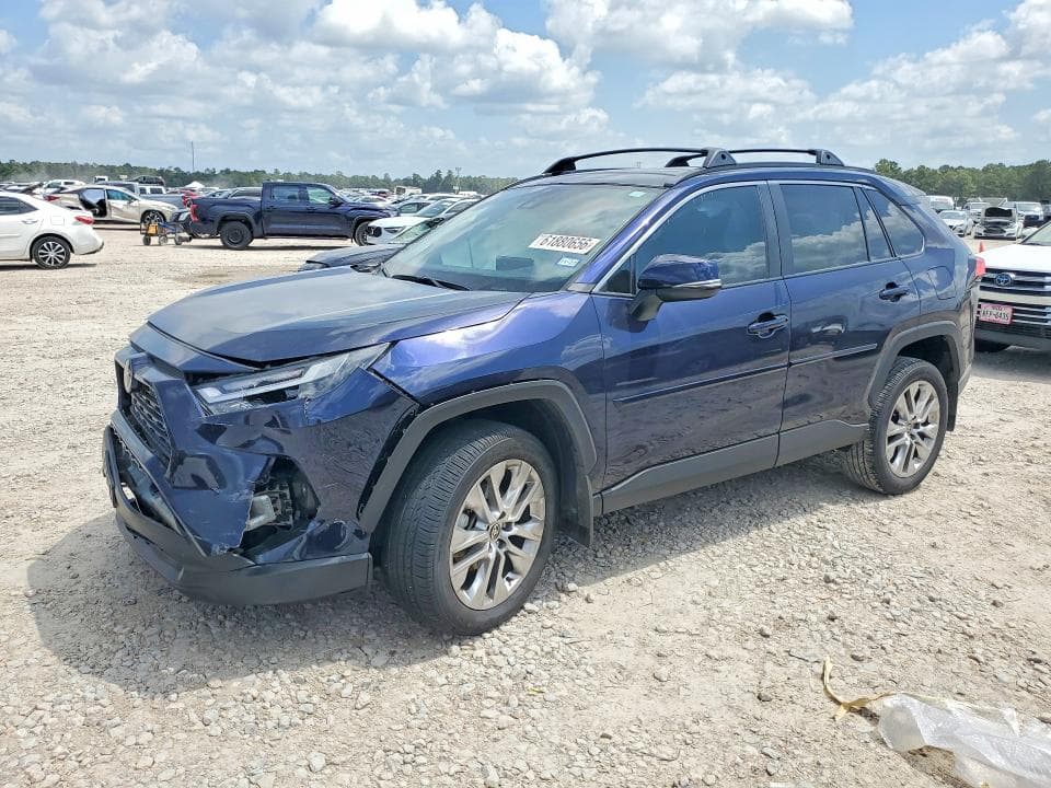 2025 TOYOTA RAV4 XLE PREMIUM - 1