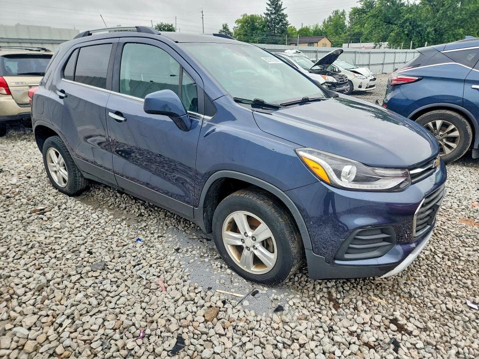 2018 CHEVROLET TRAX 1LT 4
