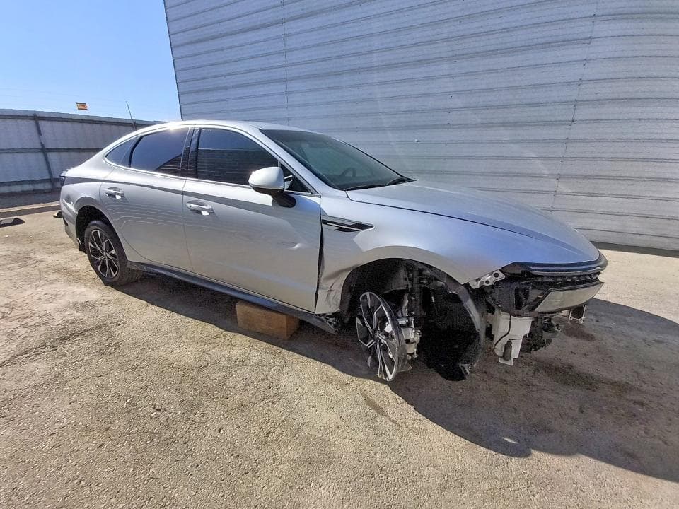 2024 HYUNDAI SONATA SEL 4