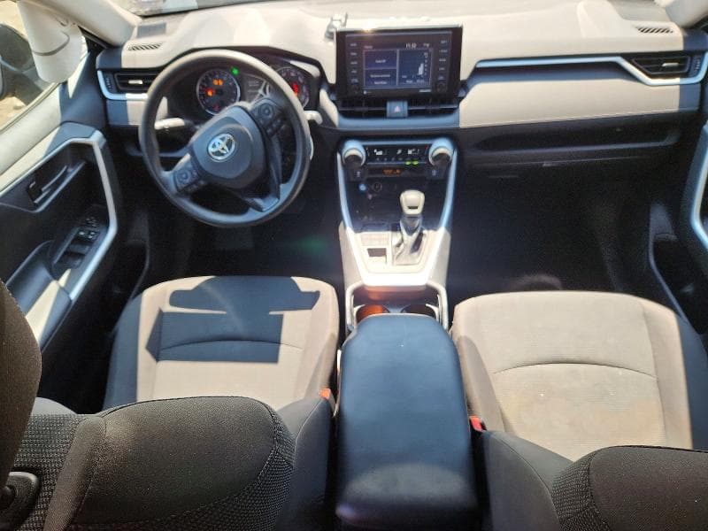 2021 TOYOTA RAV4 LE 8