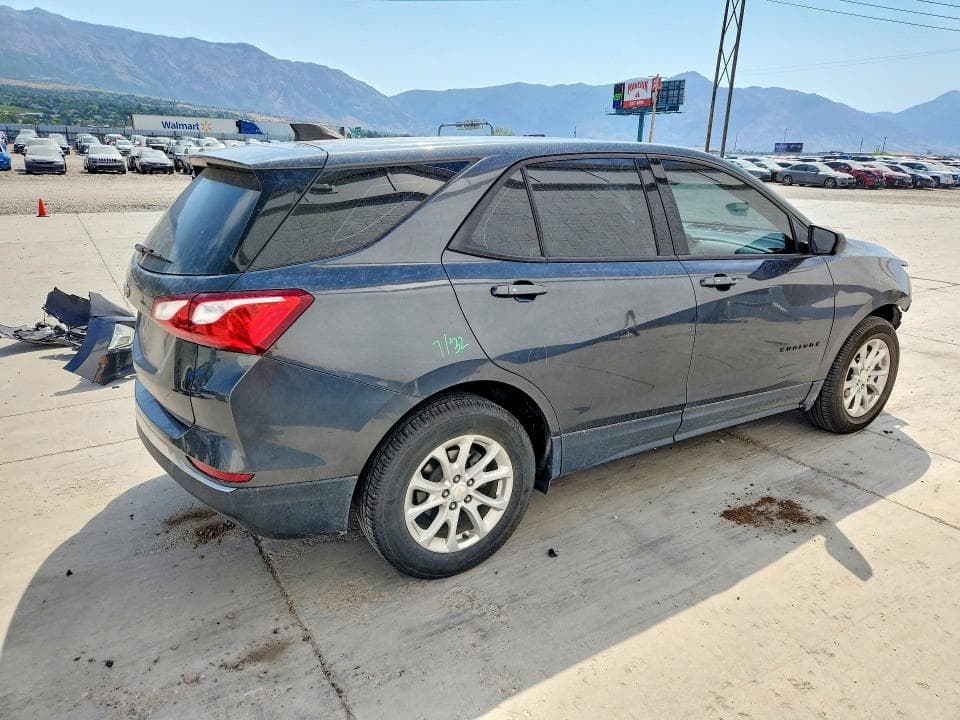 2018 CHEVROLET EQUINOX LS 3
