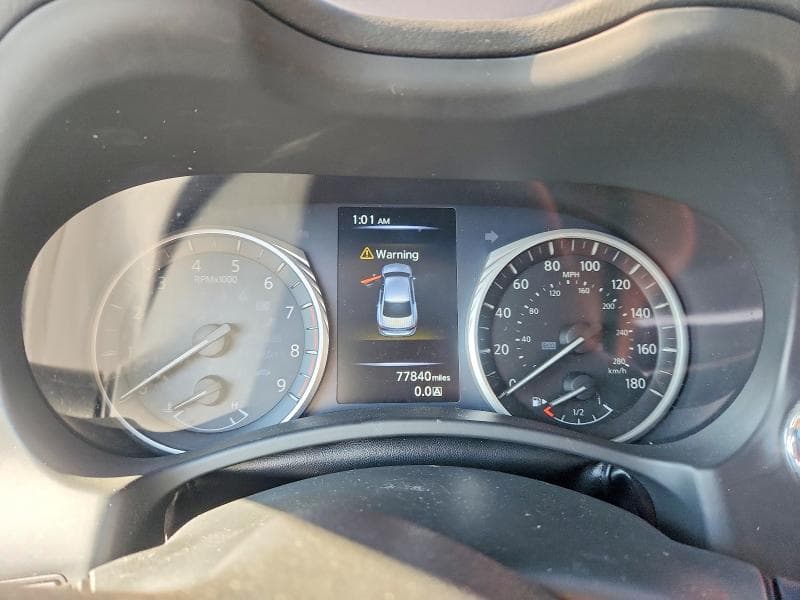 2018 INFINITI Q50 LUXE 9