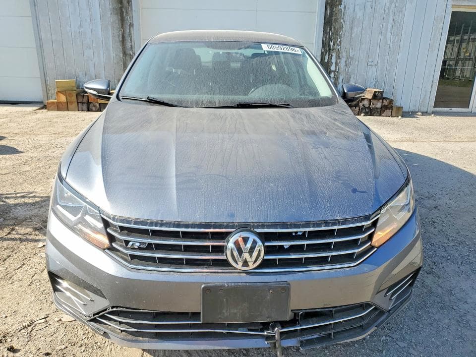 2017 VOLKSWAGEN PASSAT R-LINE 5