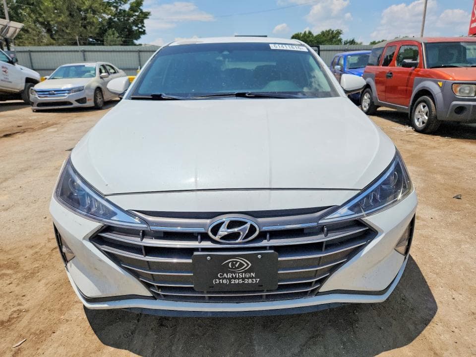 2019 HYUNDAI ELANTRA SEL 5