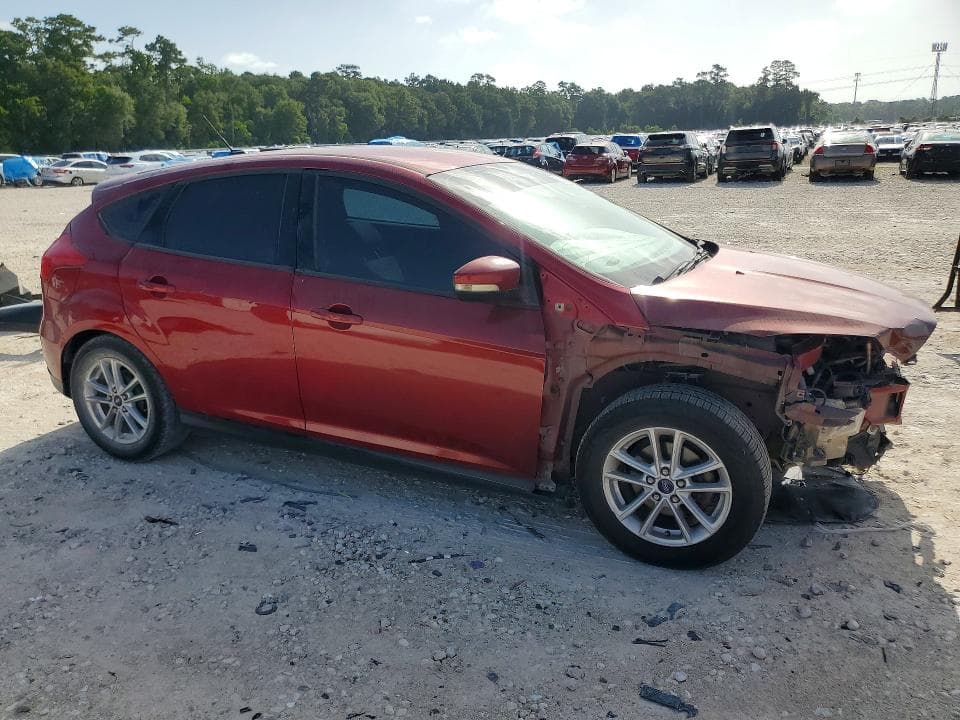 2017 FORD FOCUS SE 4