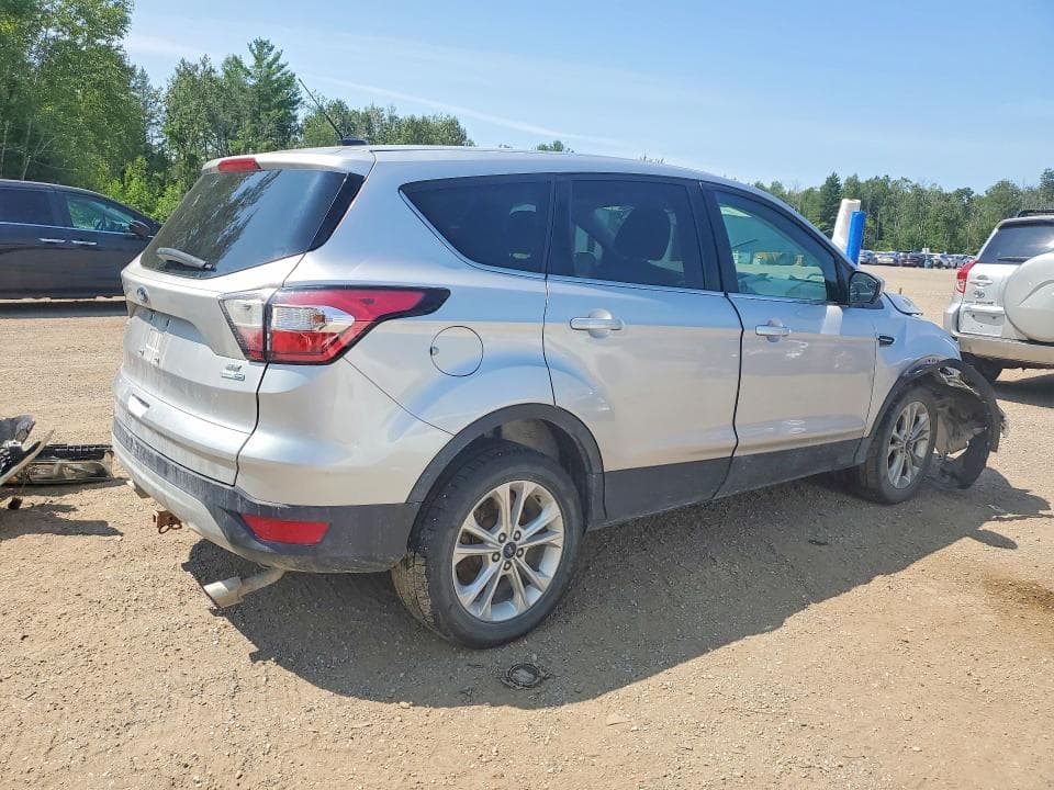 2017 FORD ESCAPE SE 3