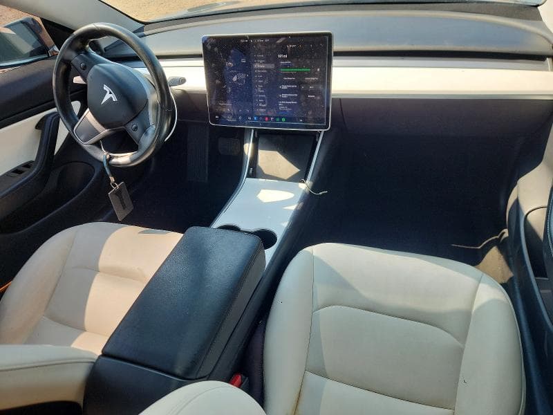 2019 TESLA MODEL 3 8
