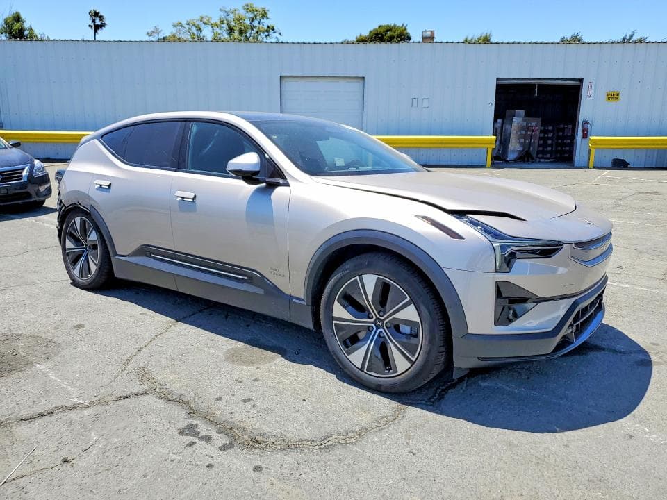 2025 POLESTAR 3 4
