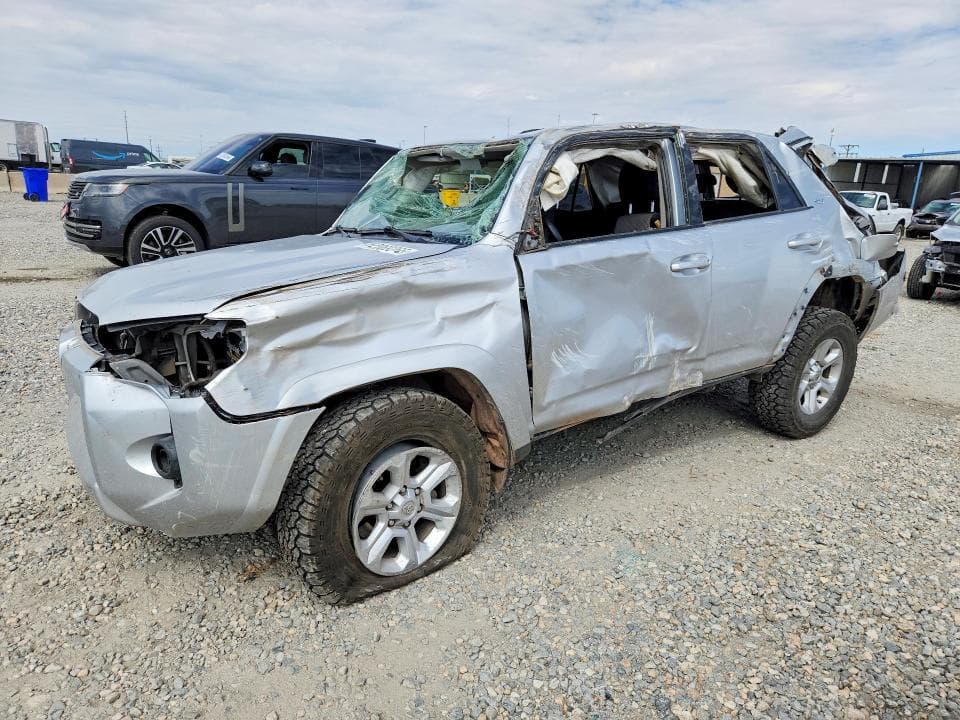 2019 TOYOTA 4RUNNER SR5