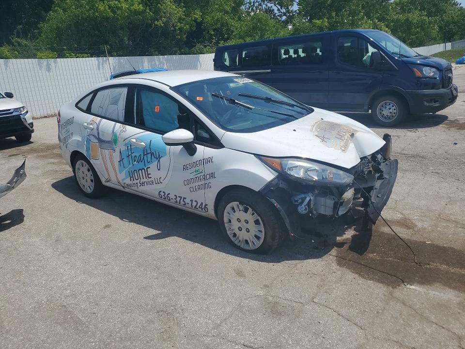 2017 FORD FIESTA S 4