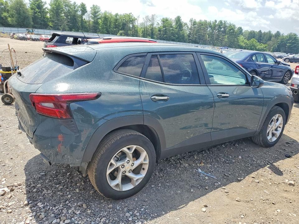 2026 CHEVROLET TRAX LS 3