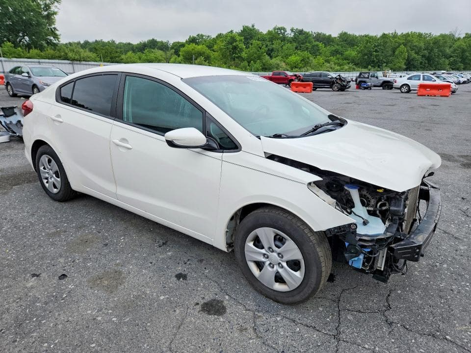 2017 KIA FORTE LX 4