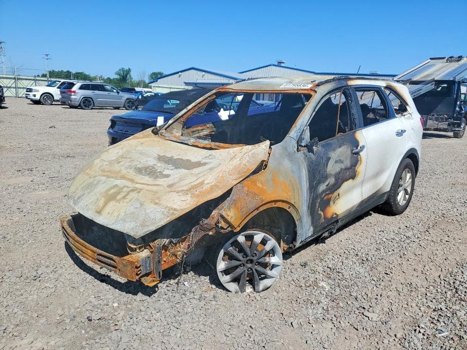 2017 KIA SORENTO LX V6 - 1