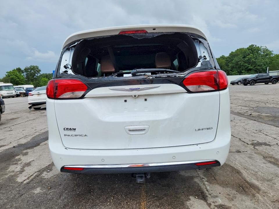 2020 CHRYSLER PACIFICA LIMITED 6
