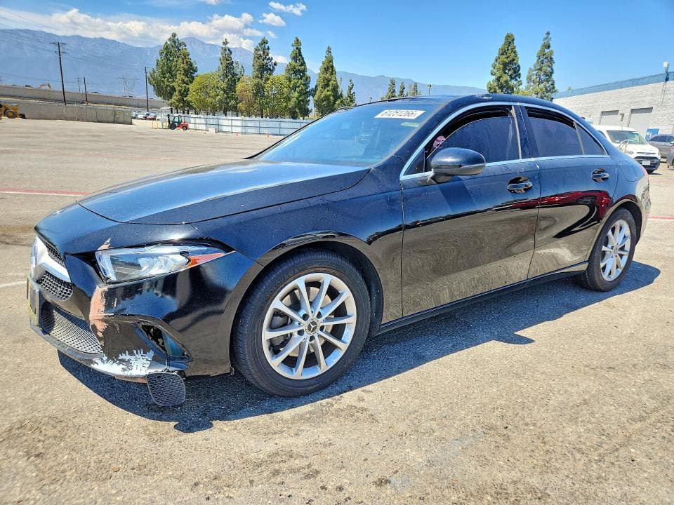 2019 MERCEDES-BENZ A 220