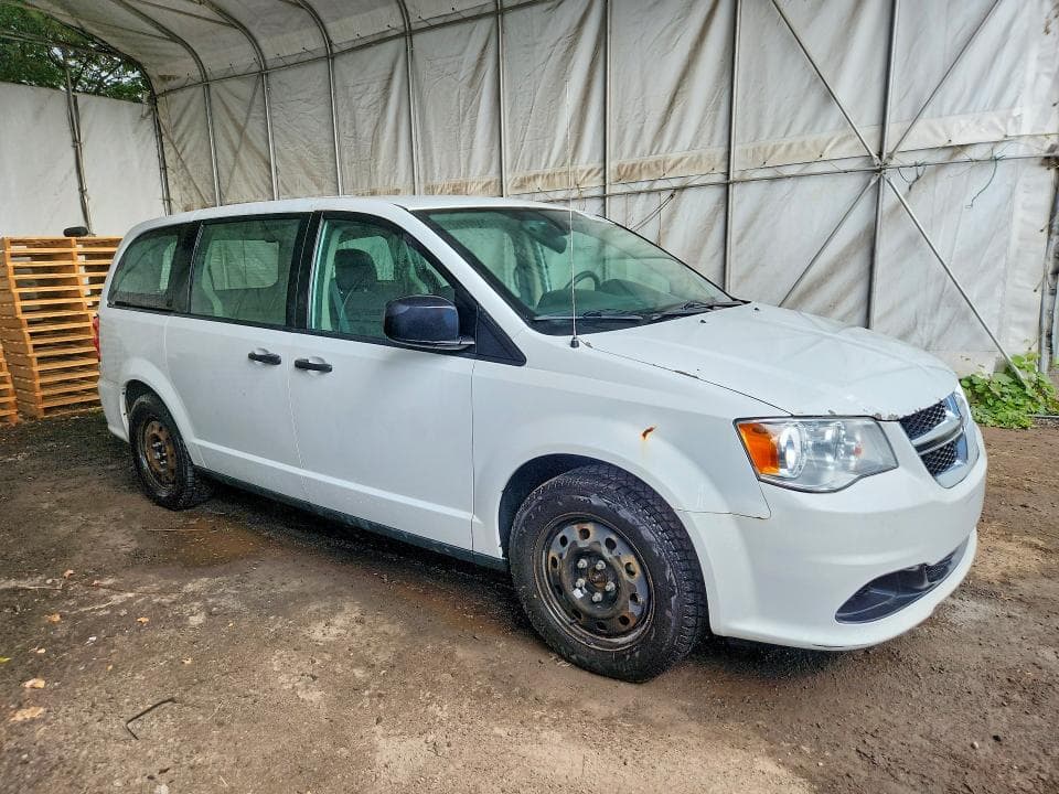 2019 DODGE GRAND CARAVAN SE 4