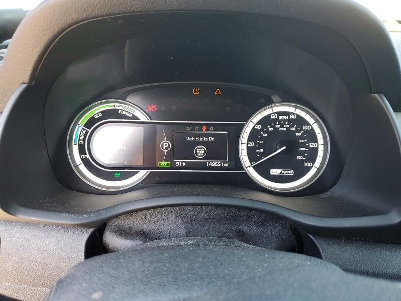 2019 KIA NIRO LX 9