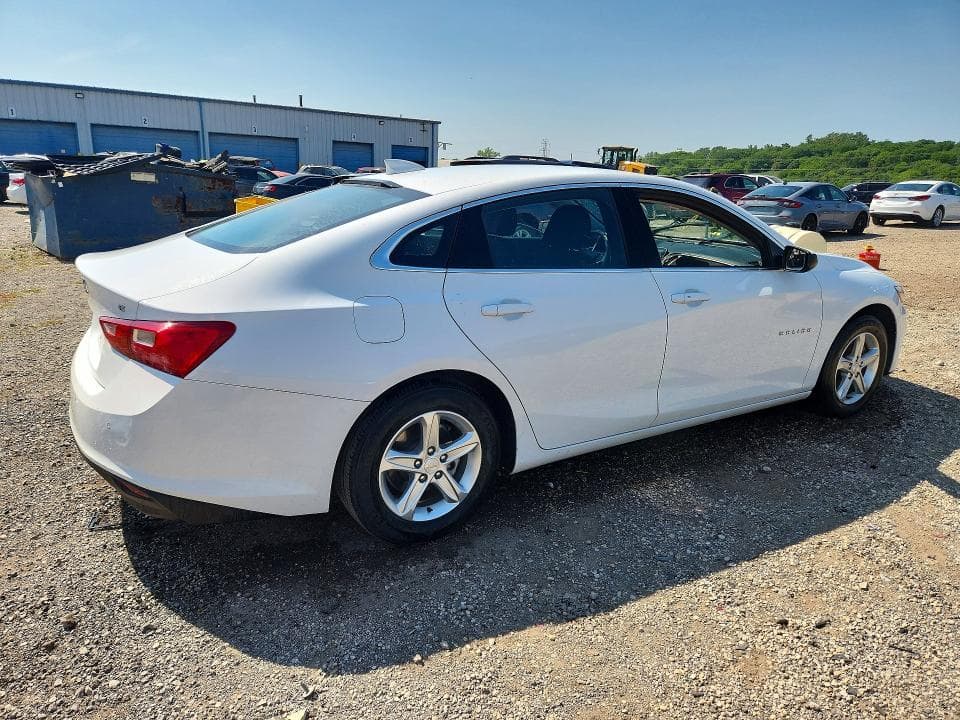 2024 CHEVROLET MALIBU LT 3