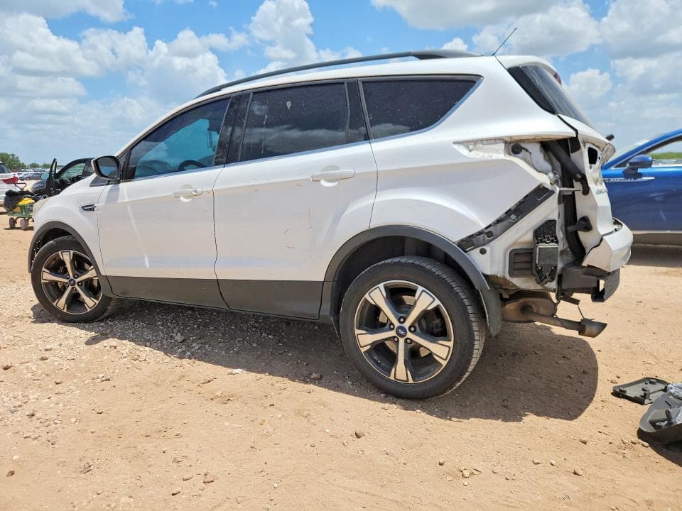 2017 FORD ESCAPE SE 2