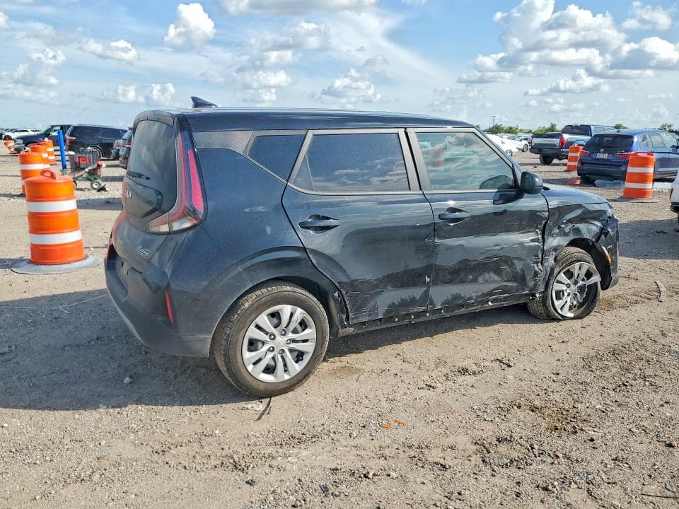 2024 KIA SOUL LX 3