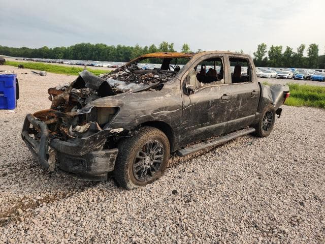 2018 NISSAN TITAN SV - 1