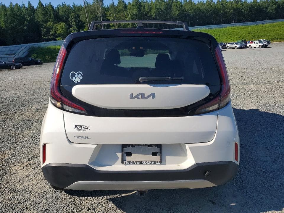 2023 KIA SOUL LX 6