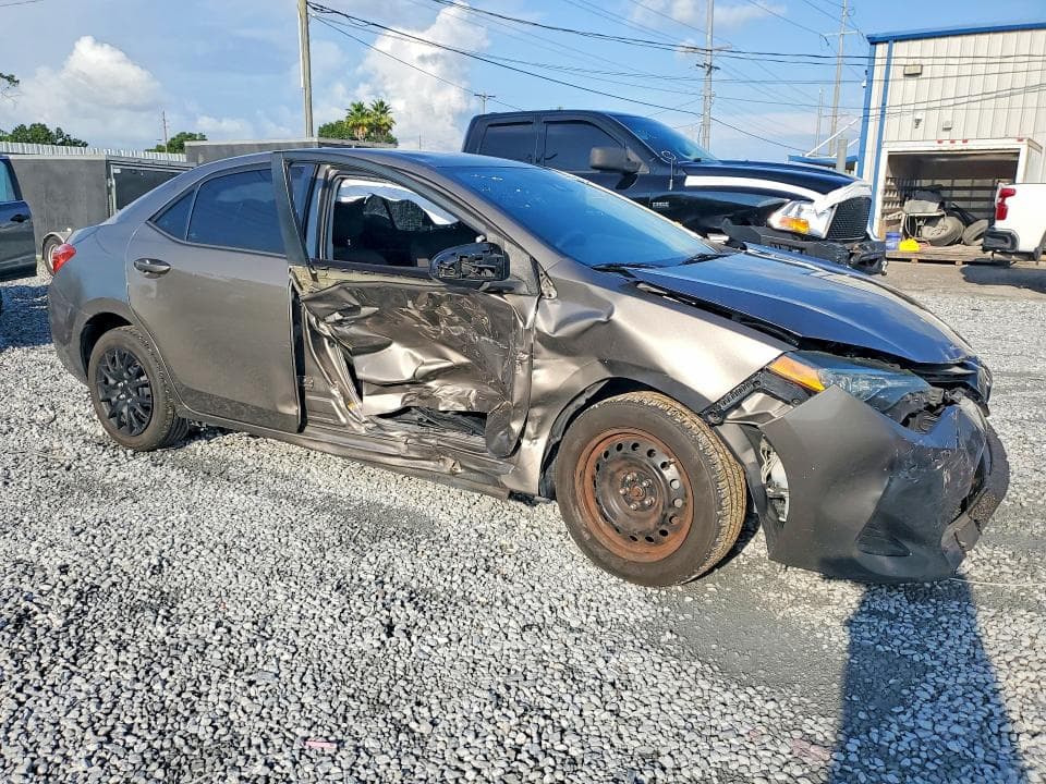 2019 TOYOTA COROLLA LE 4