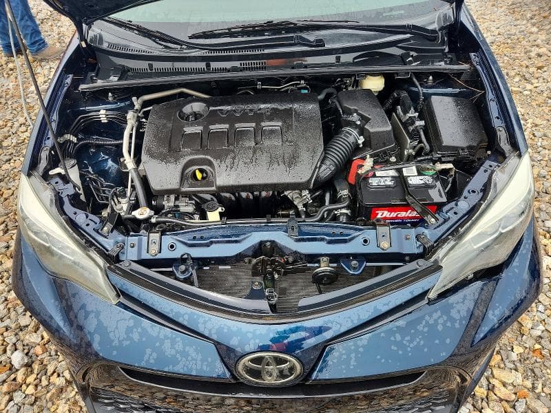2018 TOYOTA COROLLA SE 11