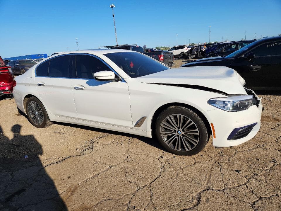 2018 BMW 530 XI 4