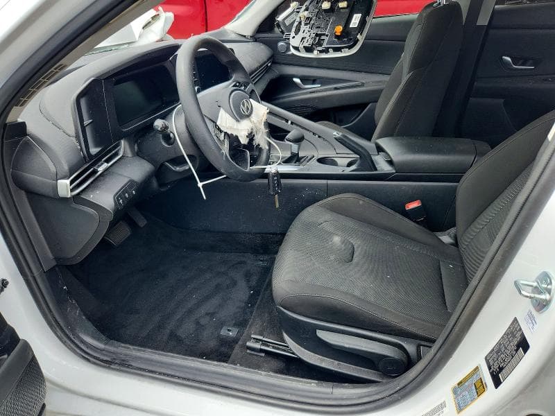 2026 HYUNDAI ELANTRA SE 7